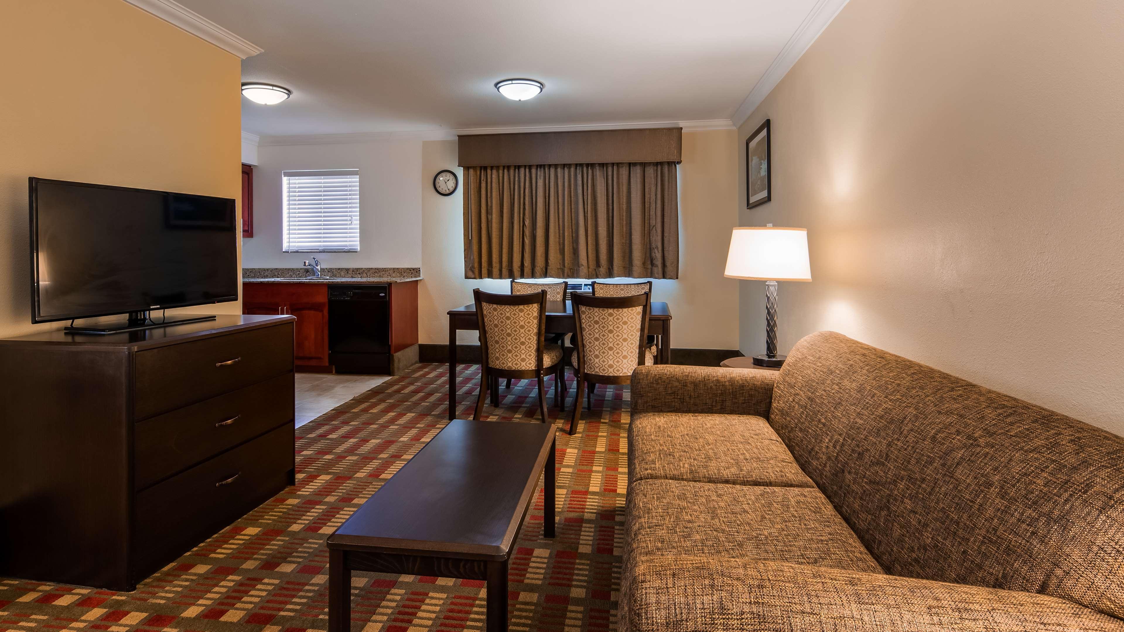 Best Western Garden Villa Inn Roseburg Bagian luar foto