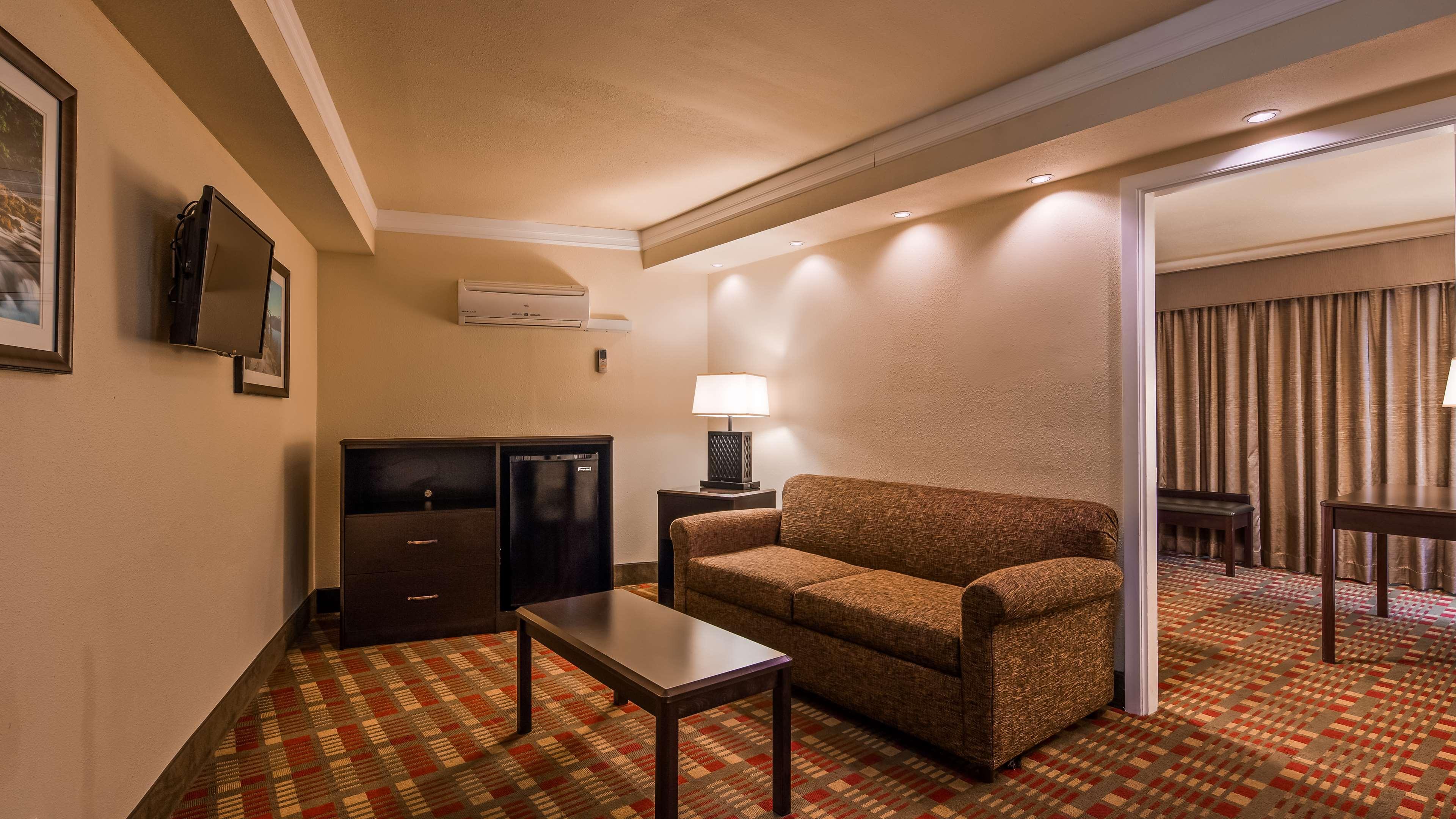 Best Western Garden Villa Inn Roseburg Bagian luar foto