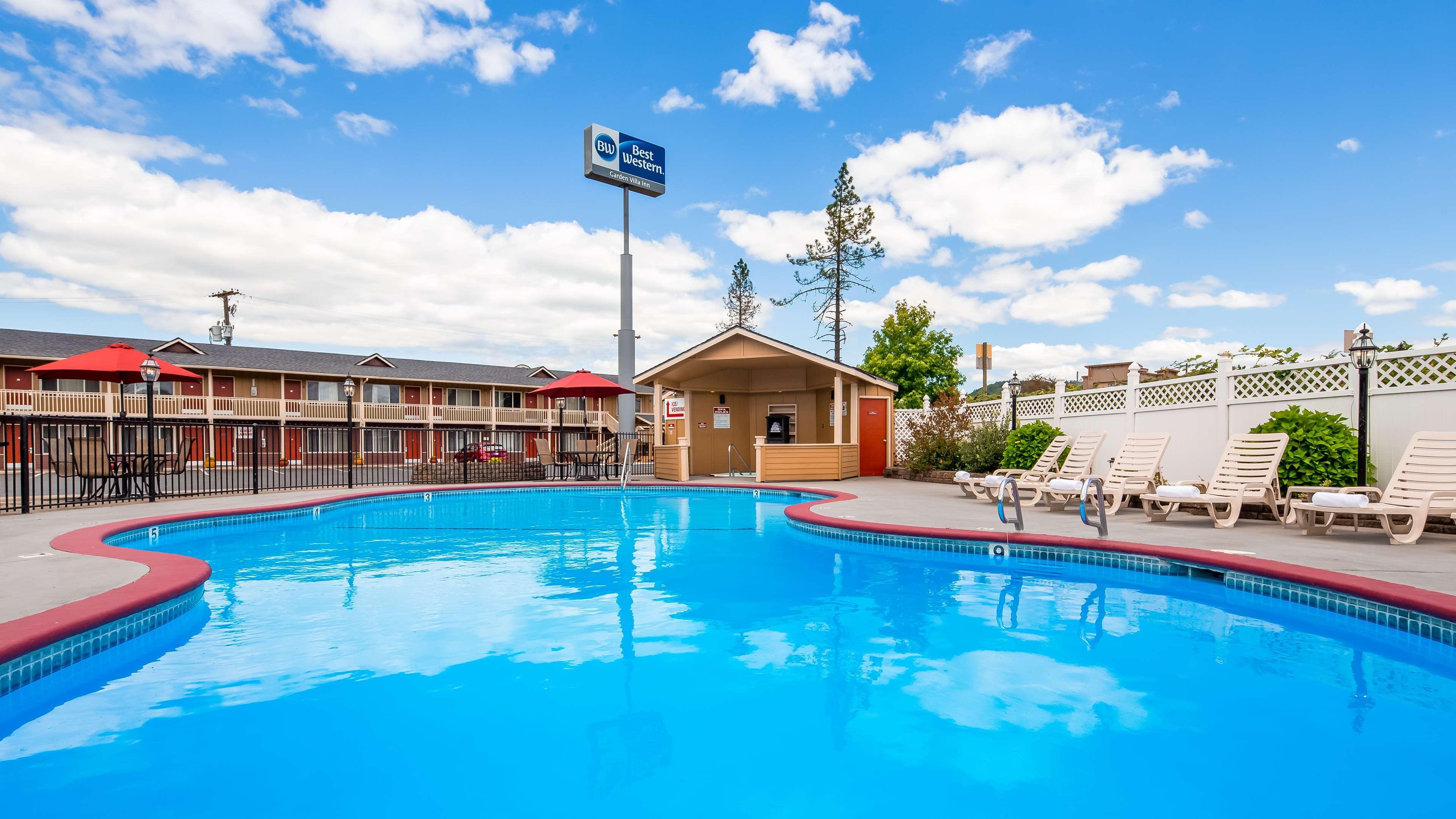 Best Western Garden Villa Inn Roseburg Bagian luar foto