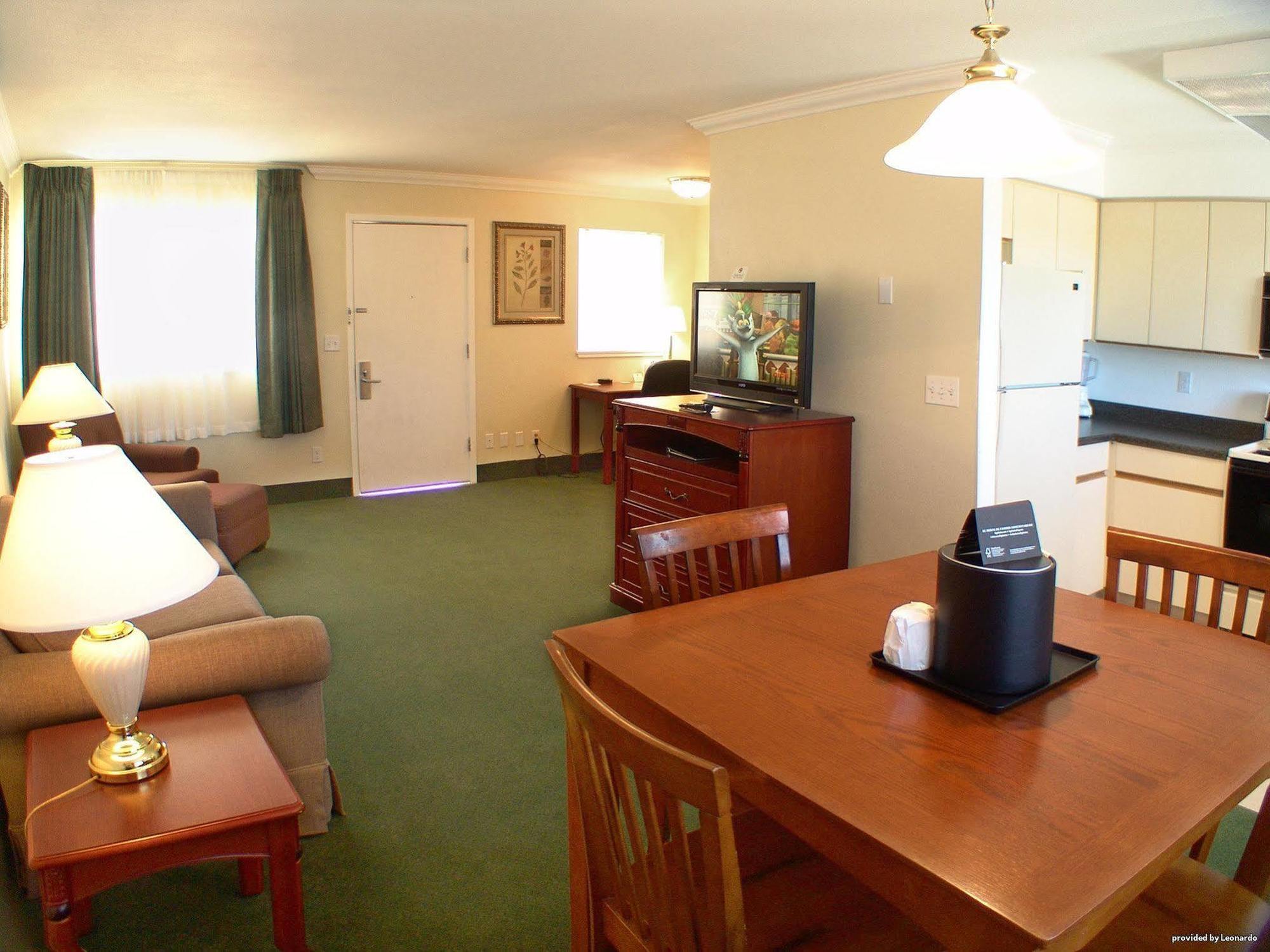 Best Western Garden Villa Inn Roseburg Bagian luar foto