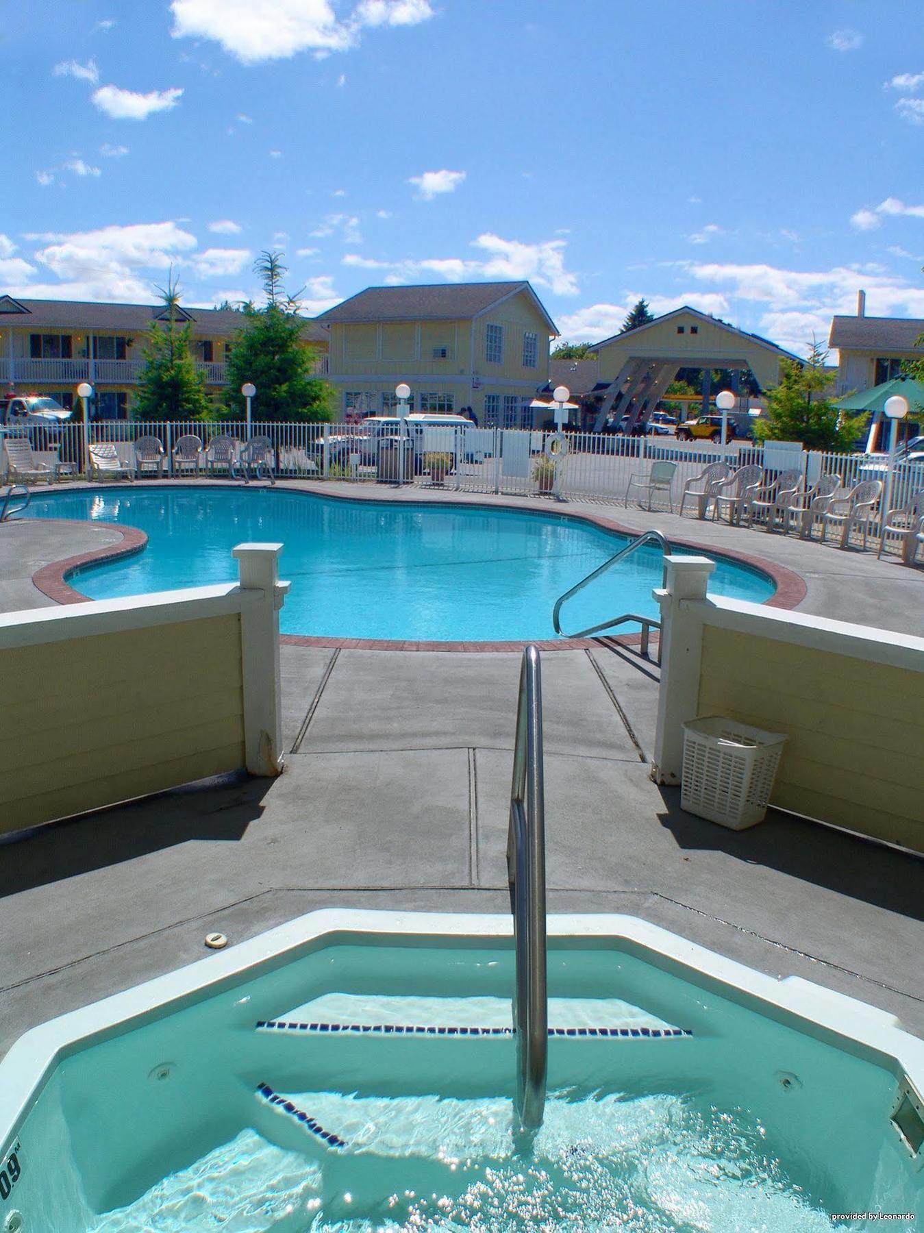 Best Western Garden Villa Inn Roseburg Bagian luar foto